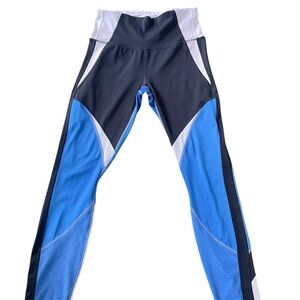 Athleta black and blue Performance leggings